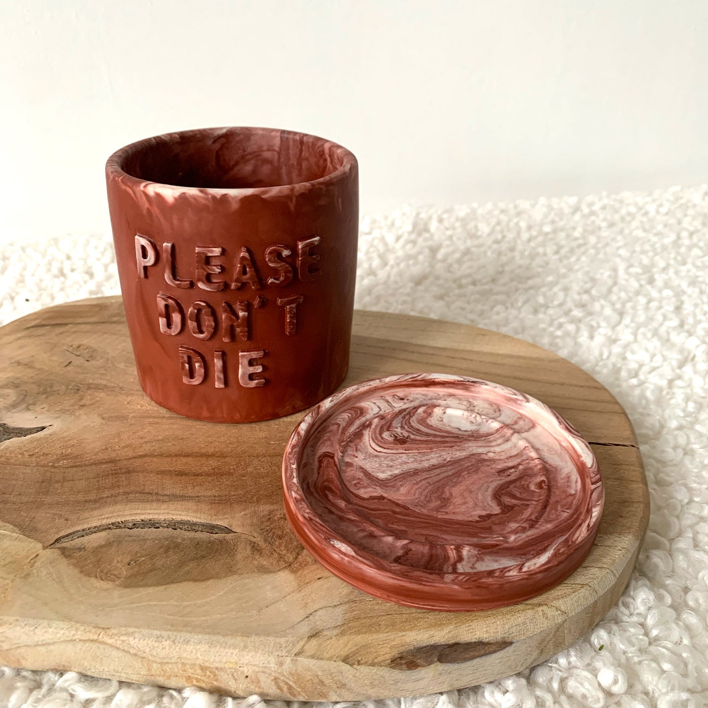 Cache-pot terracotta marbre fait à la main Iris "Please don't Die"